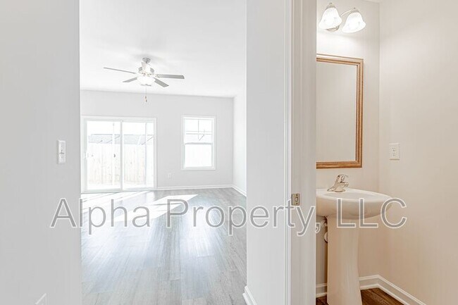 Building Photo - 328 Trail Branch Ct.