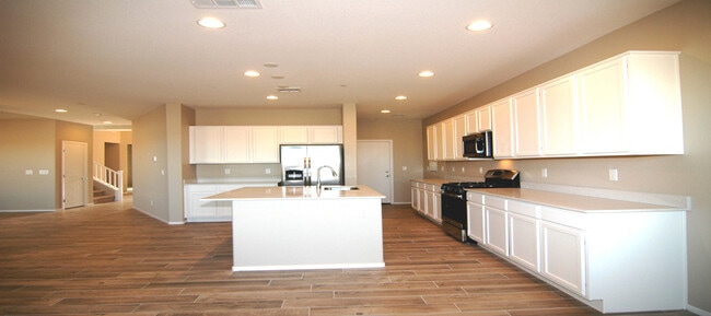 Building Photo - 288 Homeward Way