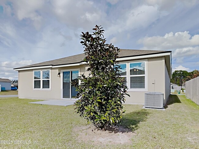 Building Photo - 2209 Pebble Point Dr