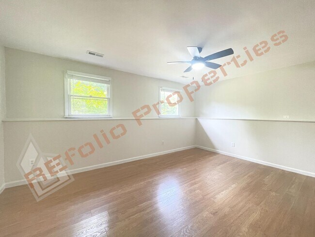 Building Photo - Wonderful Carpet-Free 3-Bedroom, 3-Bath Single-Family Home with Backyard Gazebo in a Quiet Cul-de...