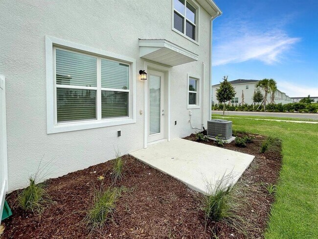 Building Photo - 218 Nine Iron Dr