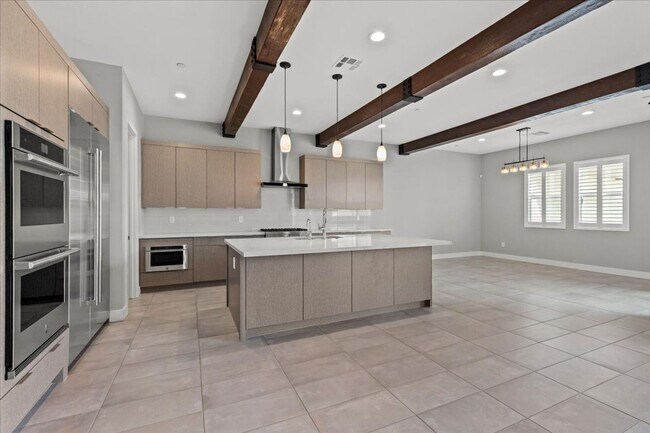 Building Photo - Fabulous Home!