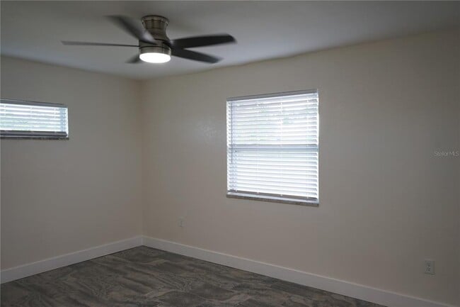 Building Photo - 1618 Cherry Hills Dr