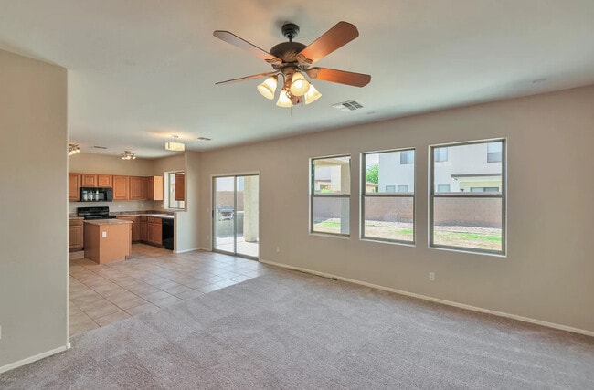 Building Photo - 2419 W Alta Vista Rd