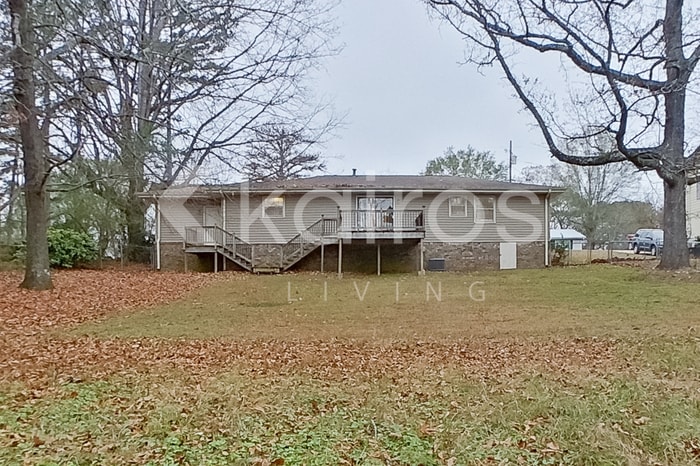 Building Photo - 2319 Applewood Dr