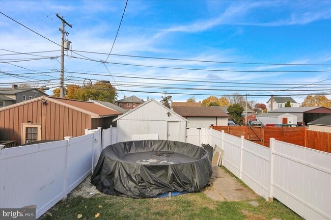 Building Photo - 715 Mount Laurel Rd