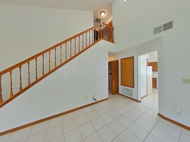 Building Photo - Corner Lot Townhome For Rent in The Willows, a peaceful 55+ community in the heart of Clermont!