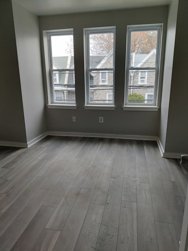 Building Photo - 6110 Master St