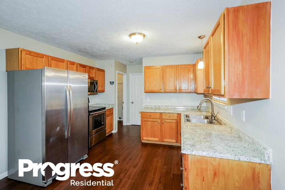 Building Photo - 5132 Pebble Creek Dr