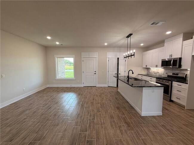 Building Photo - 40 W Gilpin St