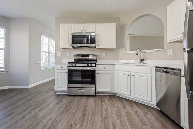 Building Photo - 1231 Quail Hunt Dr