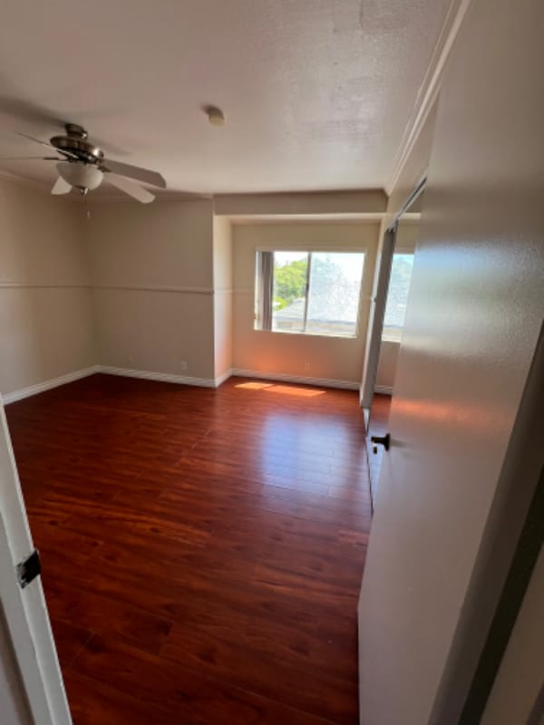 Building Photo - 8552 Belmont St