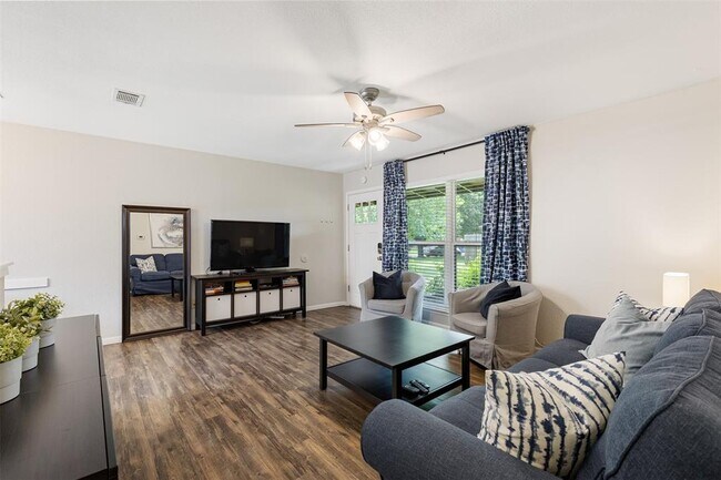 Building Photo - 2200 Lanier Dr