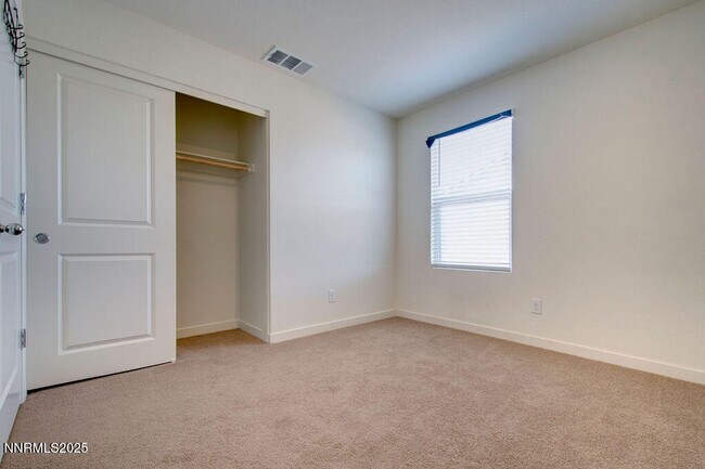 Building Photo - 604 Selene Moon St