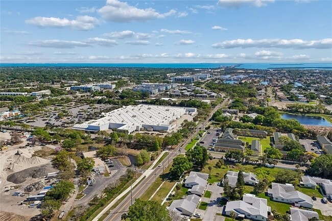 Building Photo - 3280 37th Way S