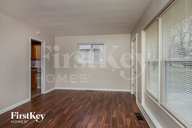 Building Photo - 17941 Wildwood Ave