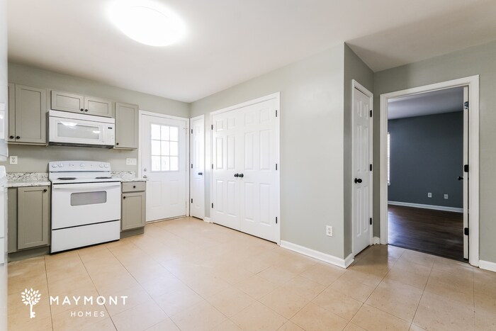 Building Photo - 339 Spring St