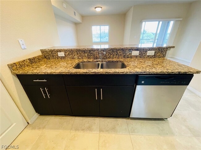 Building Photo - 13160 Bella Casa Cir