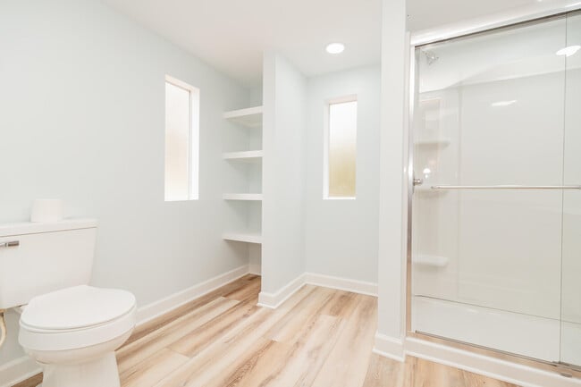 Building Photo - 4680 Hardy Adams Rd