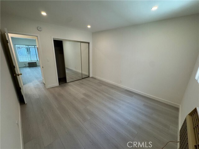 Building Photo - 580 W Stocker St