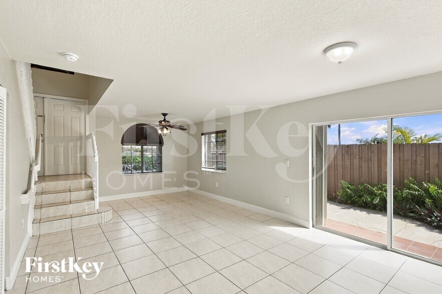 Building Photo - 9734 SW 212th St