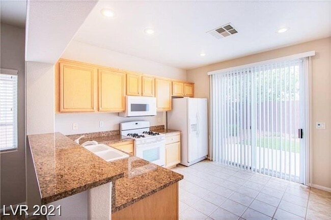 Building Photo - 10616 Calico Pines Ave