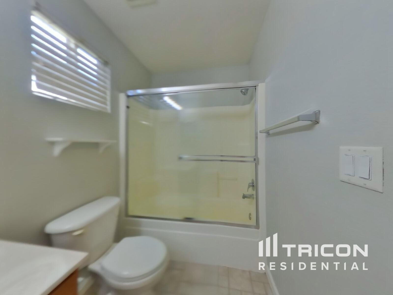 Building Photo - 2108 San Remo Dr