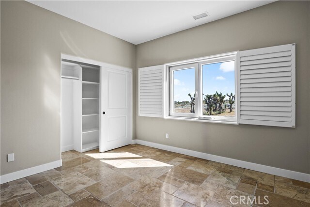 Building Photo - 993 Rancho Rd