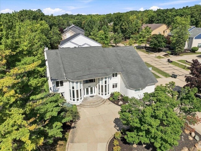 Building Photo - 6122 Trailwood Ln