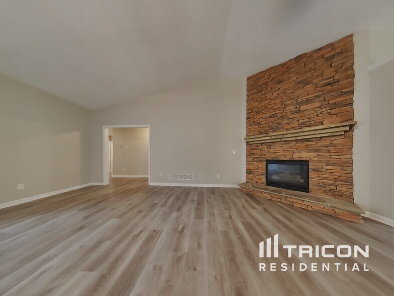 Building Photo - 136 Reid Plantation Dr