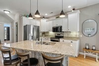 Building Photo - 42 St Annes Ct