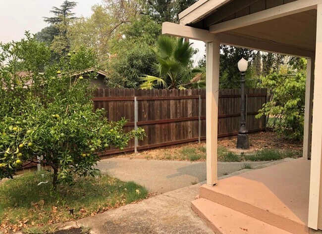 Building Photo - 5404 Rockwell Dr