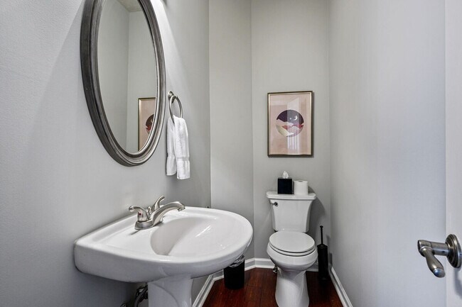 Building Photo - 1431 Bay Overlook Dr