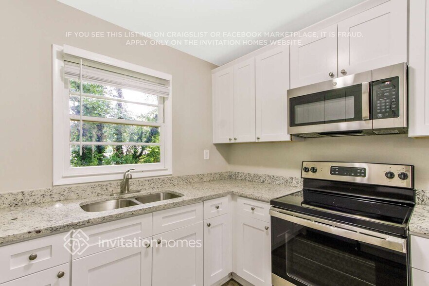 Building Photo - 2463 Ousley Ct