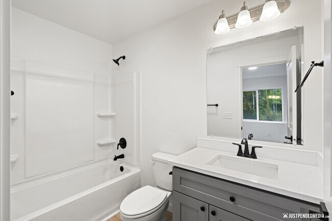 Building Photo - 12378 Lake St