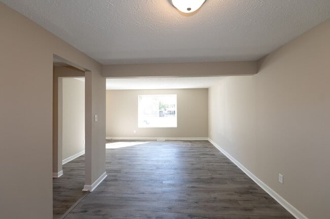 Building Photo - 4 bed 2.5 bath 2 story home with full deck located in Decatur Township