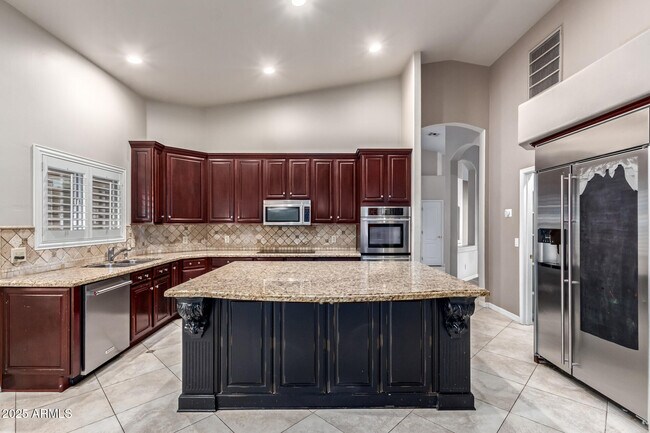 Building Photo - 6401 W Orchid Ln