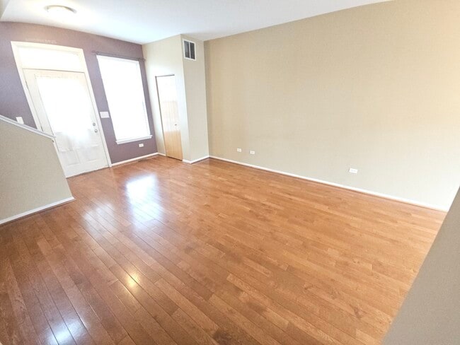 Building Photo - 466 Littleton Trail