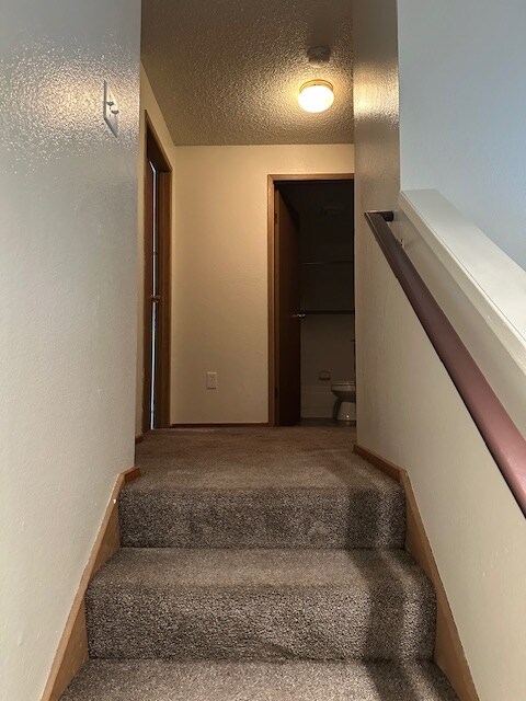 Building Photo - 712 60th St SW