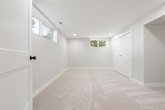 Building Photo - Beautifully Remodeled 4-Bedroom Rancher in...