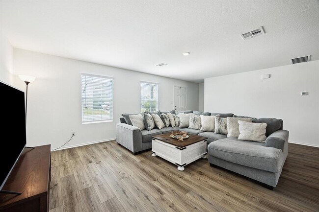 Building Photo - 221 Texas Angel Wy