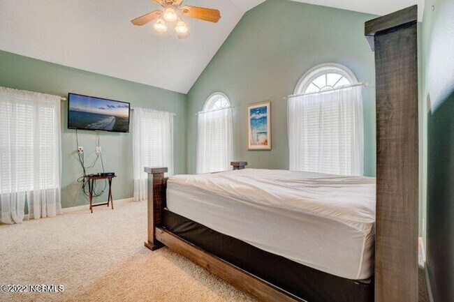 Building Photo - BEAUTIFUL BRICK HOME IN BRUNSWICK PLANTATION