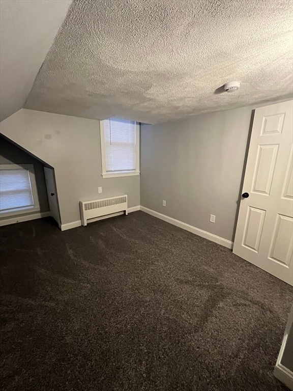 Building Photo - 142 Elm St