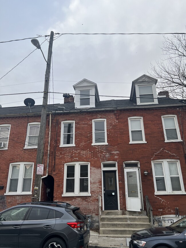 Building Photo - 462 S Christian St