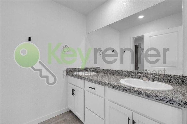 Building Photo - 2129 Shady Tree Cir