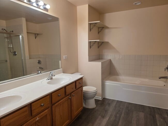Building Photo - 3943 Havenhill Ct