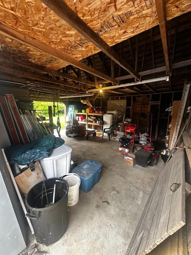 Building Photo - 1740 Marine Dr