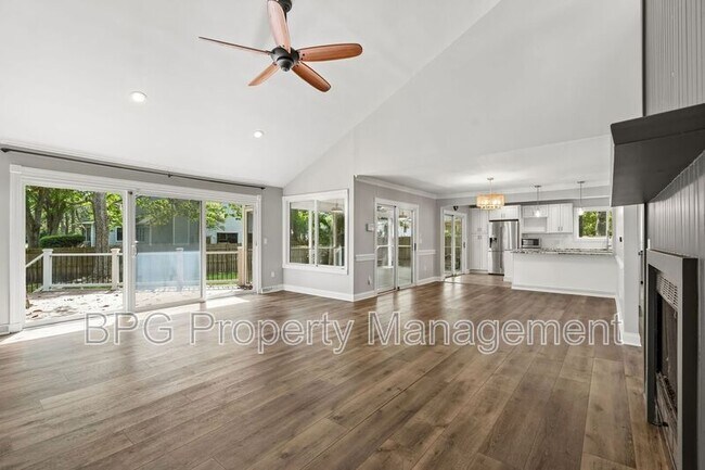 Building Photo - 15 Glenkirk Dr