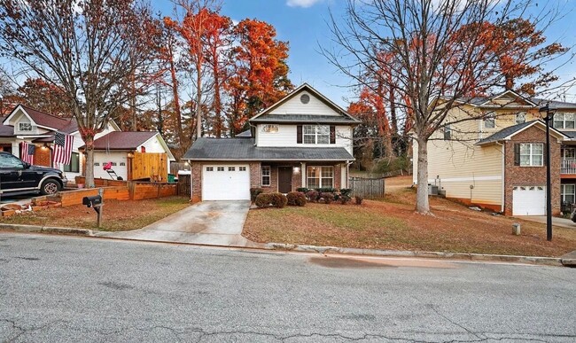 Building Photo - 2732 Silver Hill Terrace SE
