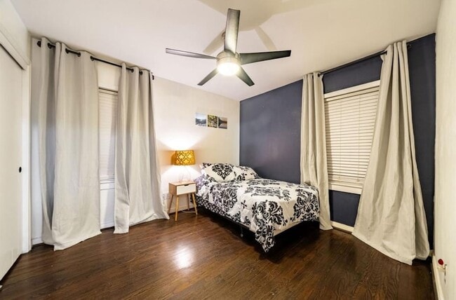 Building Photo - 10305 Bassoon Dr